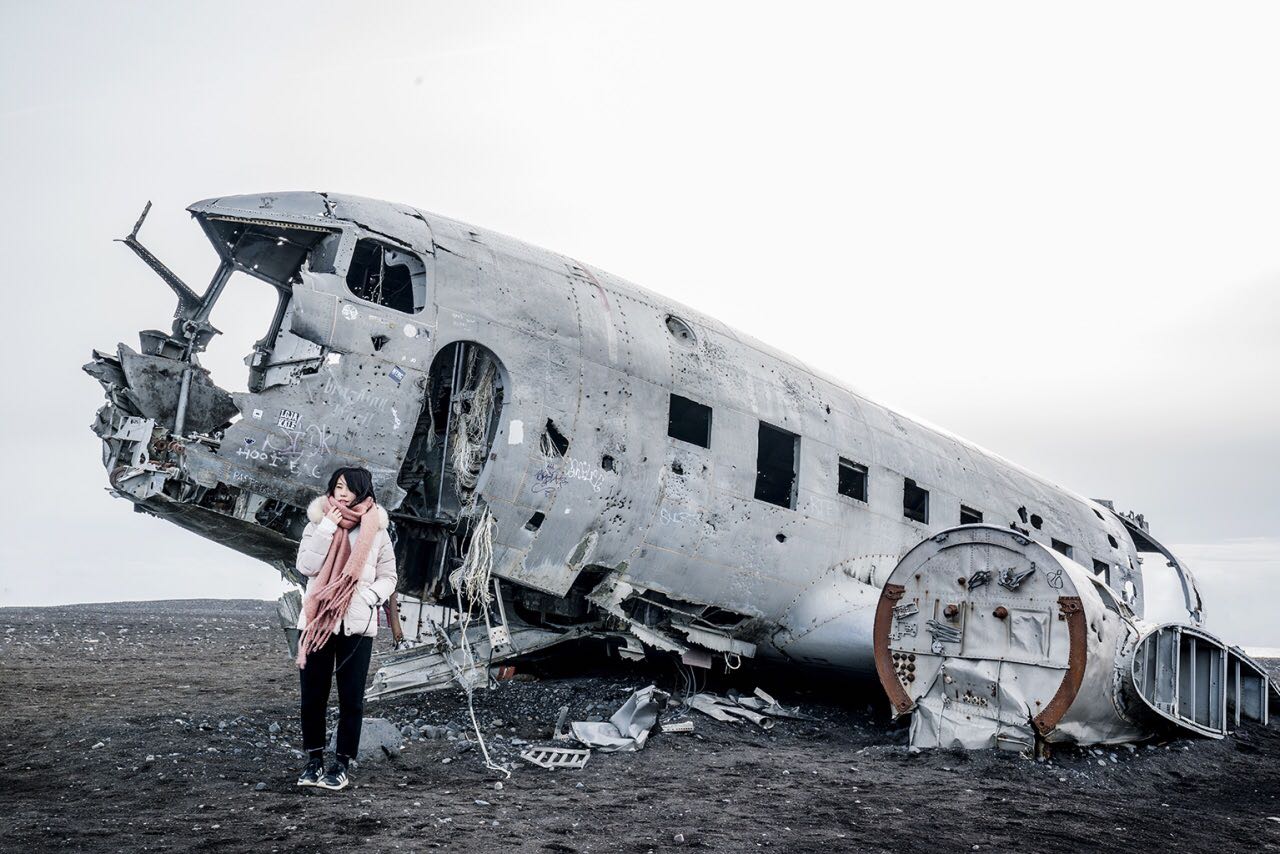 解锁孤独星--冰岛黑沙滩飞机残骸