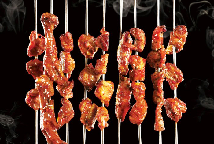 鸣记脆皮烤鱼(西安路店)餐厅图片