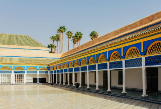 马拉喀什+库图比亚清真寺+巴希亚宫+萨第安墓+秘密花园一日游【马拉喀什精华景点】