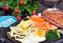 真品牛排馆美食图片