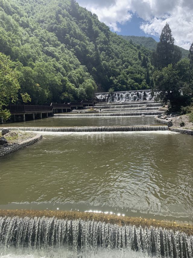 青海互助北山国家森林地质公园浪士当中心景区(暂停开放)旅行图片 3