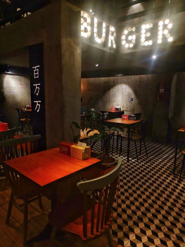 BRAVO BURGER+