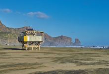 Karekare Beach景点图片