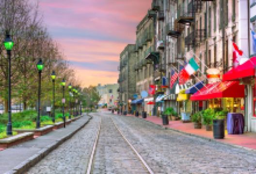 E River St景点图片