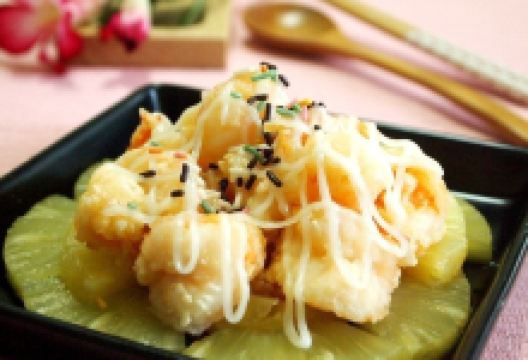 巷子内海鲜热炒合菜美食图片