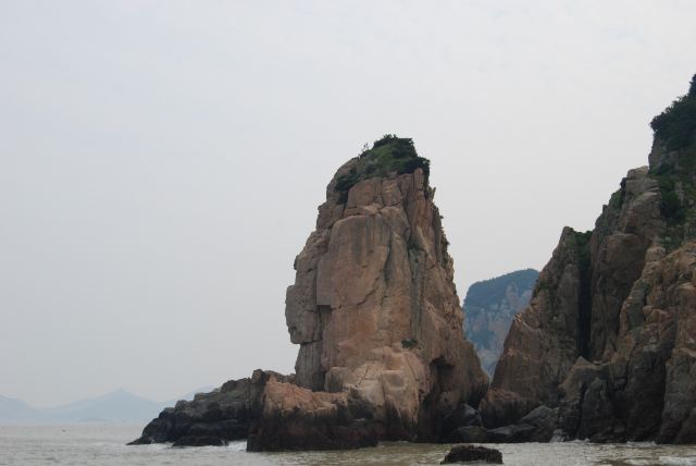半屏山