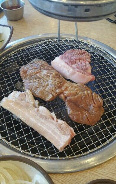 Black Dolphin House (Jeju Main Store)