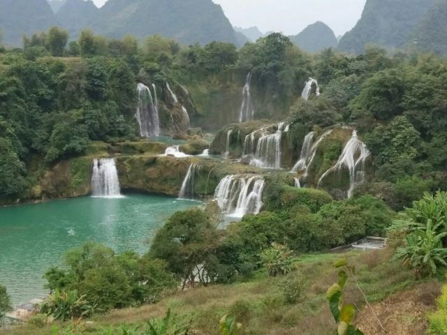 Detian Transnational Waterfall Scenic Area