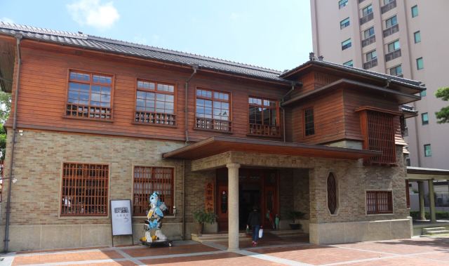 台南爱国妇人馆