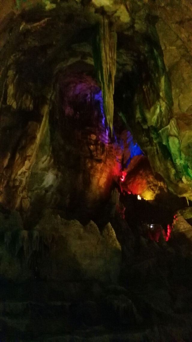 九皇山猿王洞
