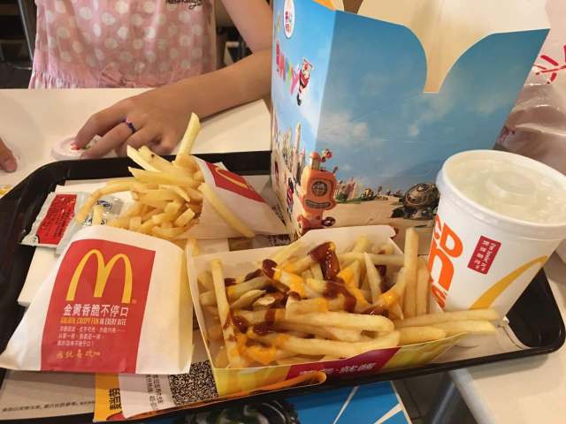 麦当劳(瓦房店世纪广场店)餐厅图片