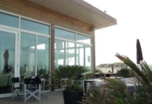 Strandpalviljoen Dechi Beach美食图片