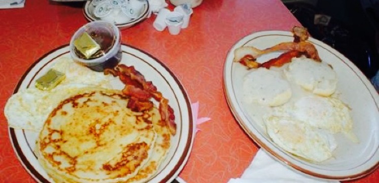 Tom and Suzie's Diner餐厅图片