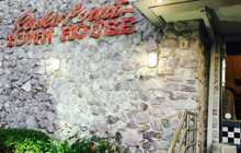 Rocky Point Town House Diner餐厅图片