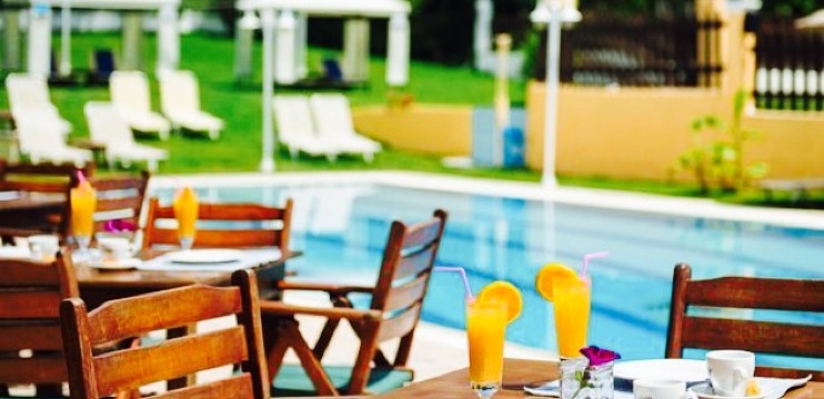 Dominoes Pool Restaurant餐厅图片