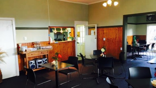 Easteat Restaurant
