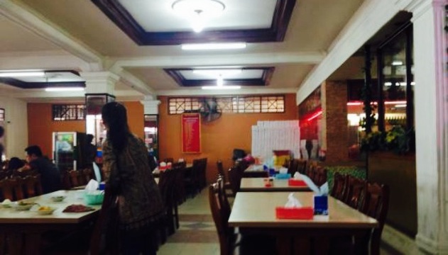Restoran Padang Trio Perm