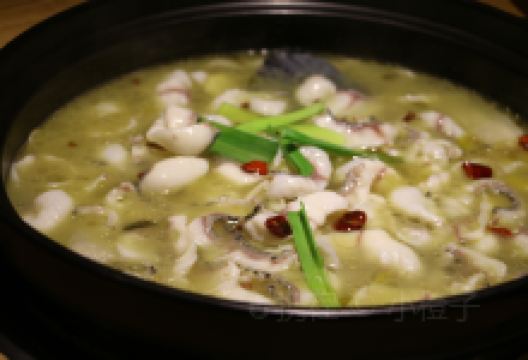 本素酸菜鱼(无锡宝龙店)美食图片