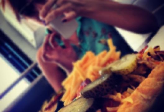 Run Amuk美食图片