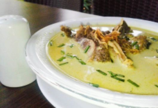 Pringsewu Restaurant Palikanci美食图片