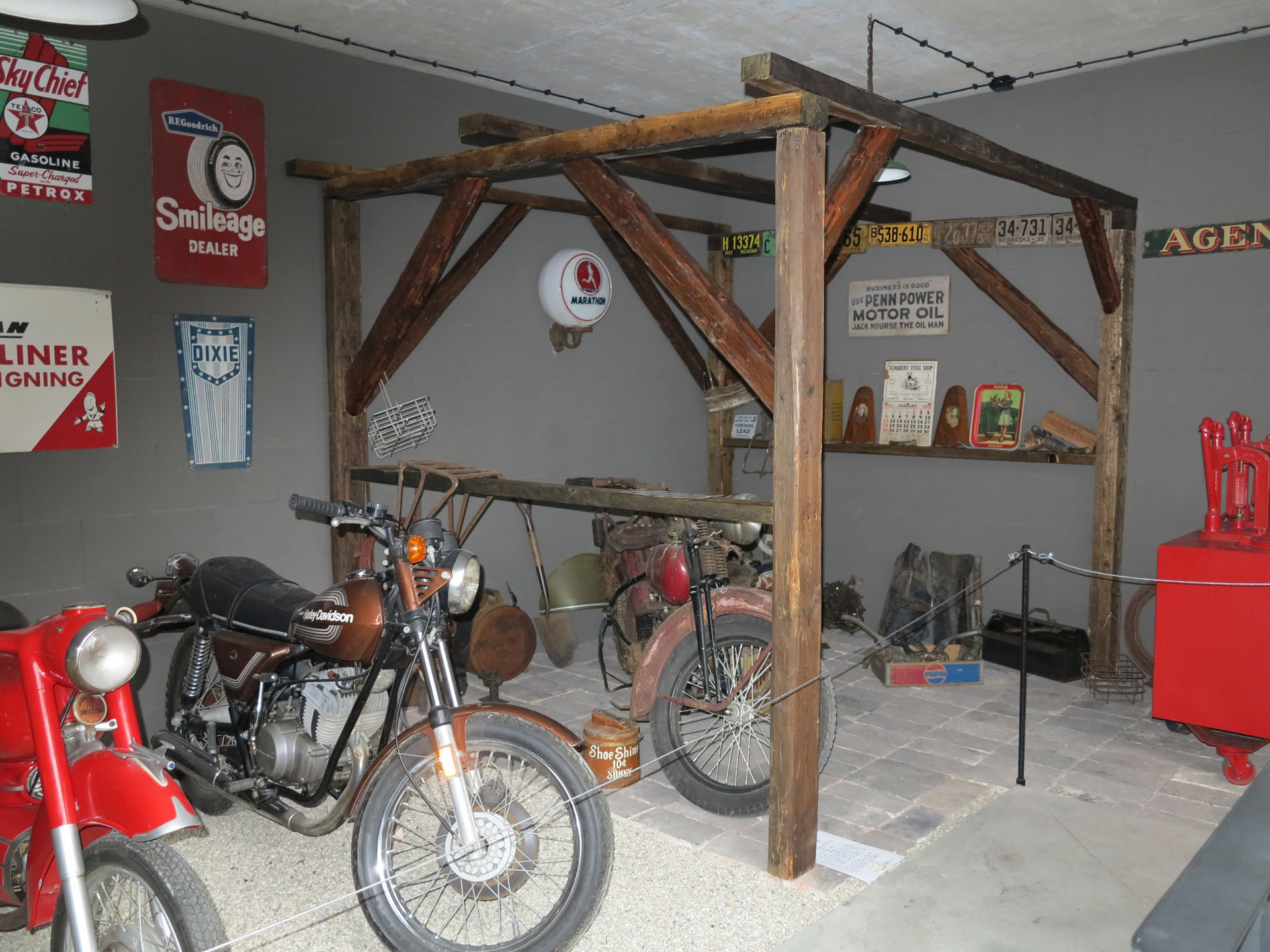 Harley Pub餐厅图片