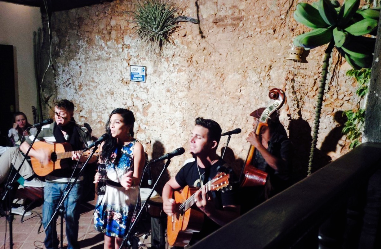 Taberna El Barracon餐厅图片