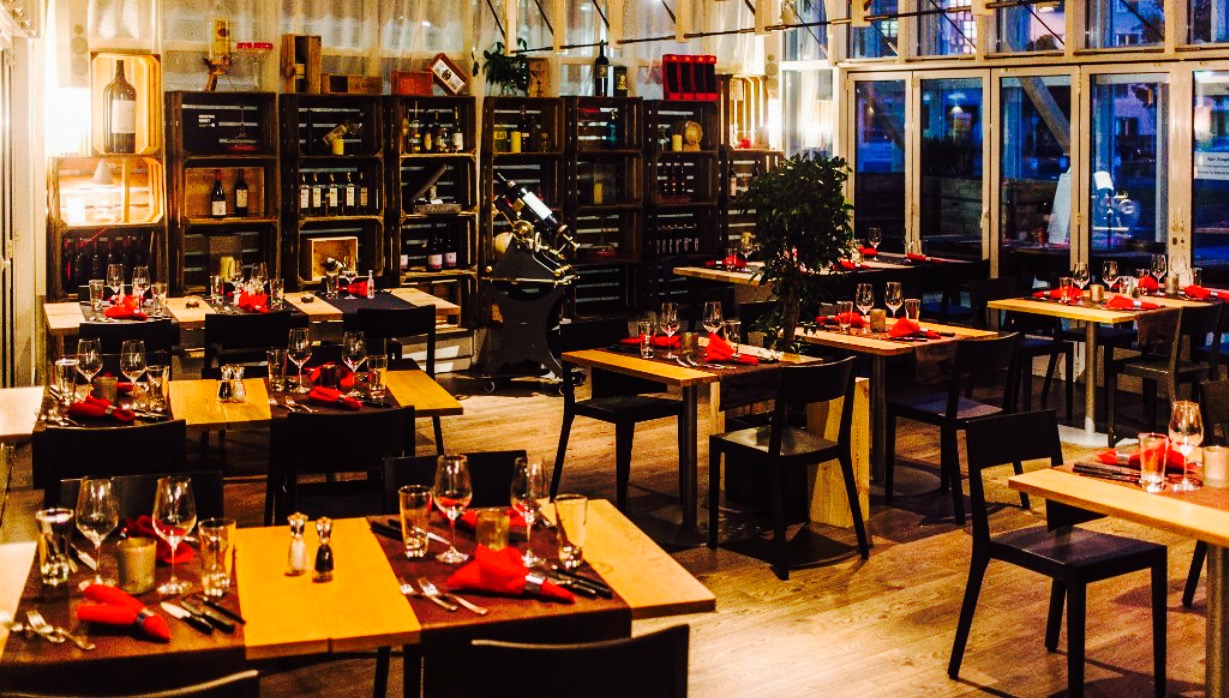 Meating Restaurant Bar餐厅图片