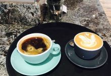 Ten Hands Cafe Bar美食图片