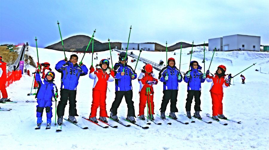 桂林天湖冰雪世界滑雪场
