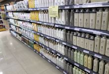 小童便利店购物图片