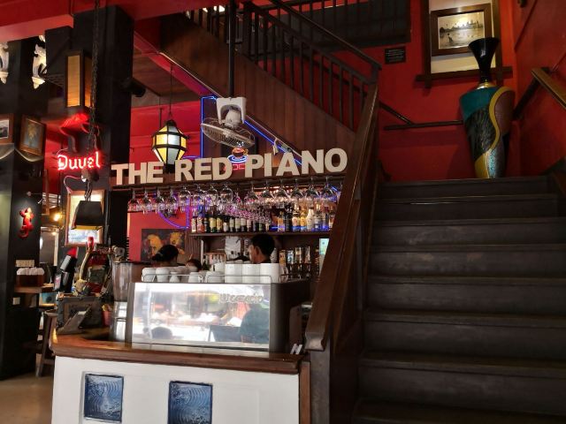 Pub Street