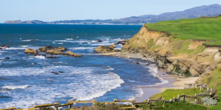 半月灣州立海灘