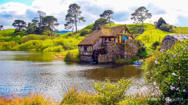 <2天>【大师兄G·刘专线｜童话北岛】9人小团 新西兰北岛精华游·住五钻酒店+奔驰出行+门票已含、霍比特人村+怀托摩萤火虫洞+爱歌顿农场游、陶波湖+库伊劳公园+罗托鲁瓦湖