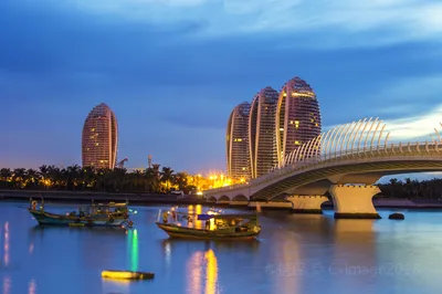 夜游三亚湾