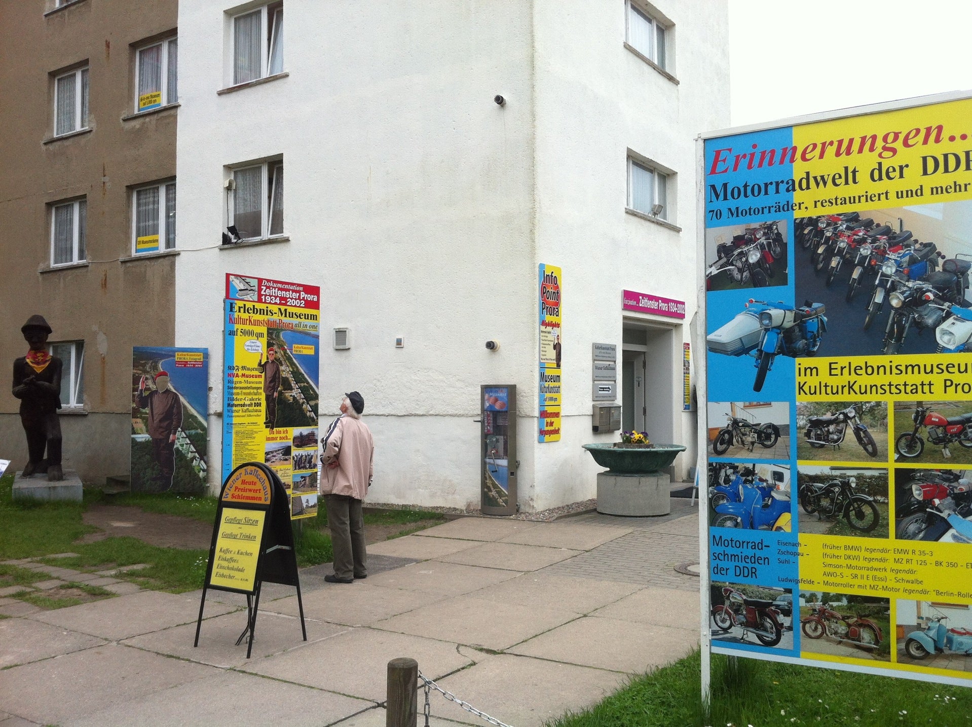 Kultur Kunststatt Prora Travel Guidebook Must Visit Attractions