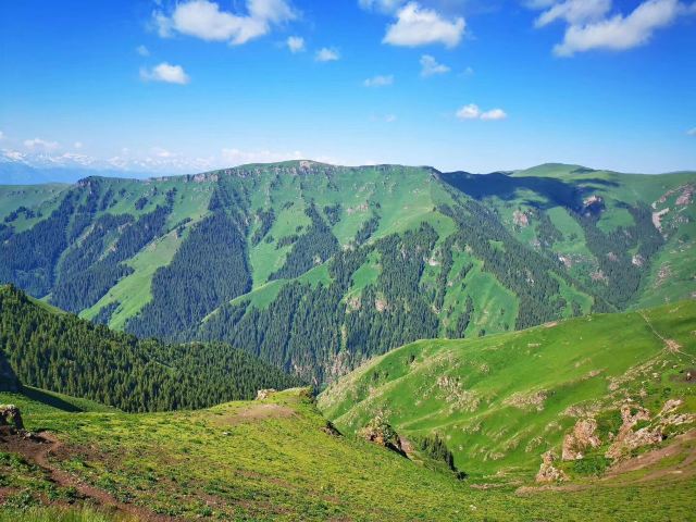 西天山自然保护区
