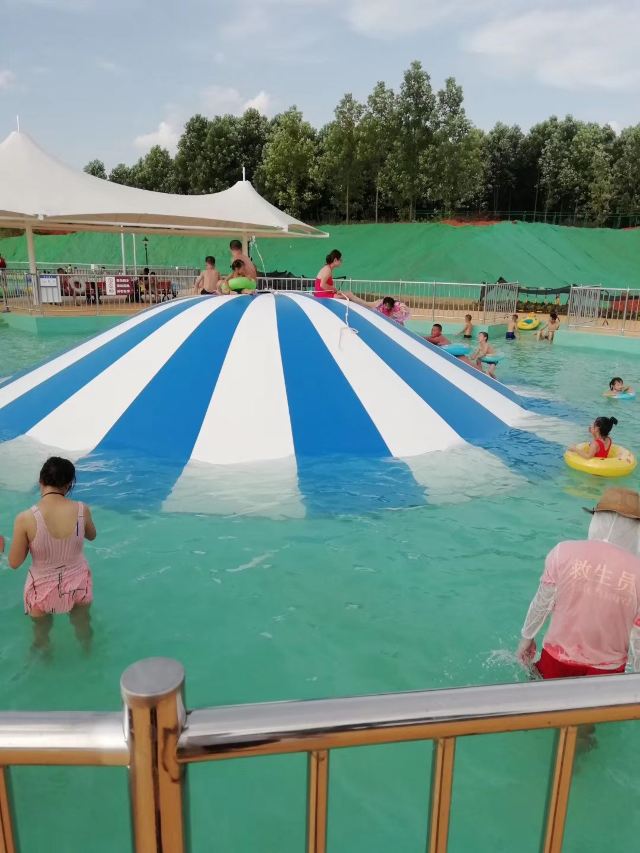 武汉松鼠部落水上乐园