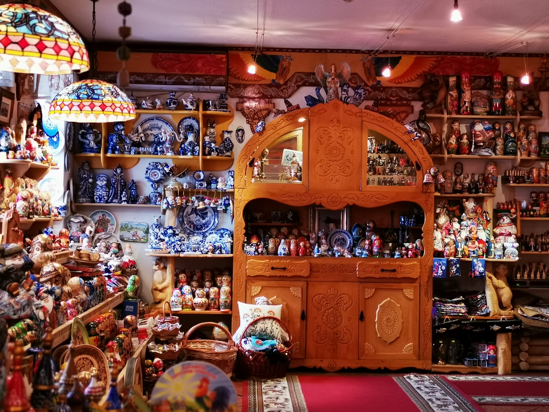 Russkiy Dvorik Restaurant