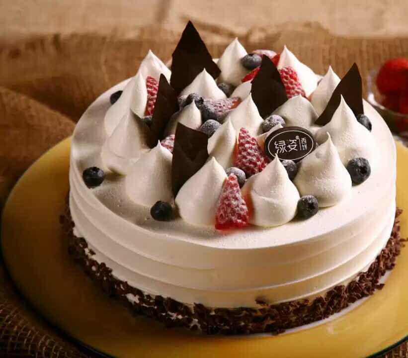 绿姿鲜奶烘焙(渔溪店)