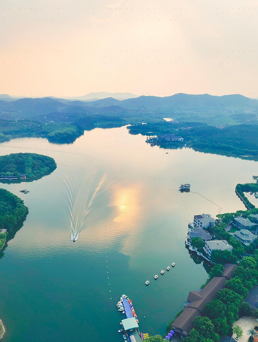 两岸友好石