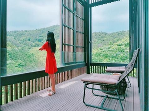 常州溧阳,竹林清幽,鲜花簇拥,流萤飞舞,这是夏日避暑最佳地