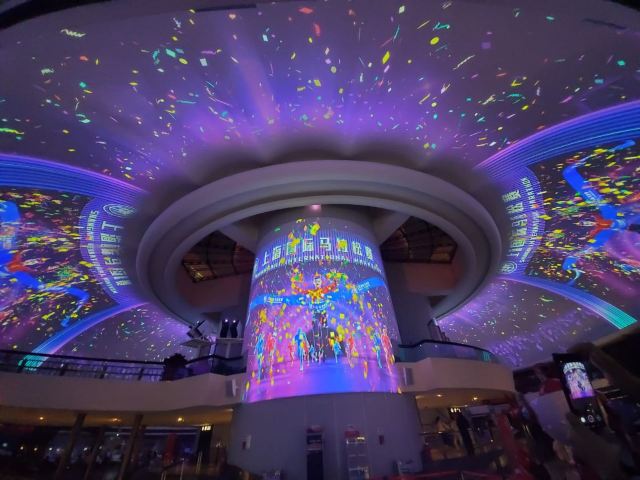 Oriental Pearl Radio & Television Tower