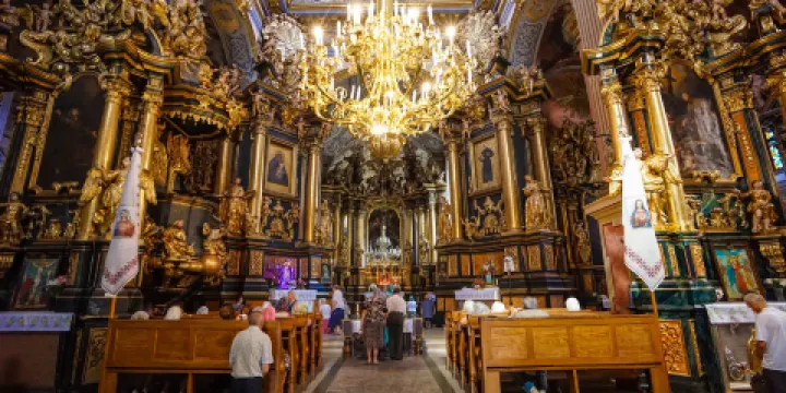 亞美尼亞使徒教會利沃夫主教座堂