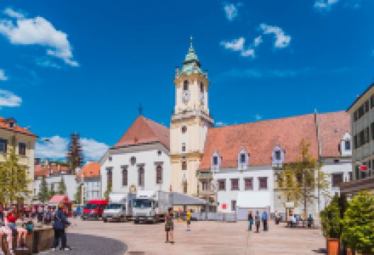 布拉提斯拉瓦旧市政厅景点图片