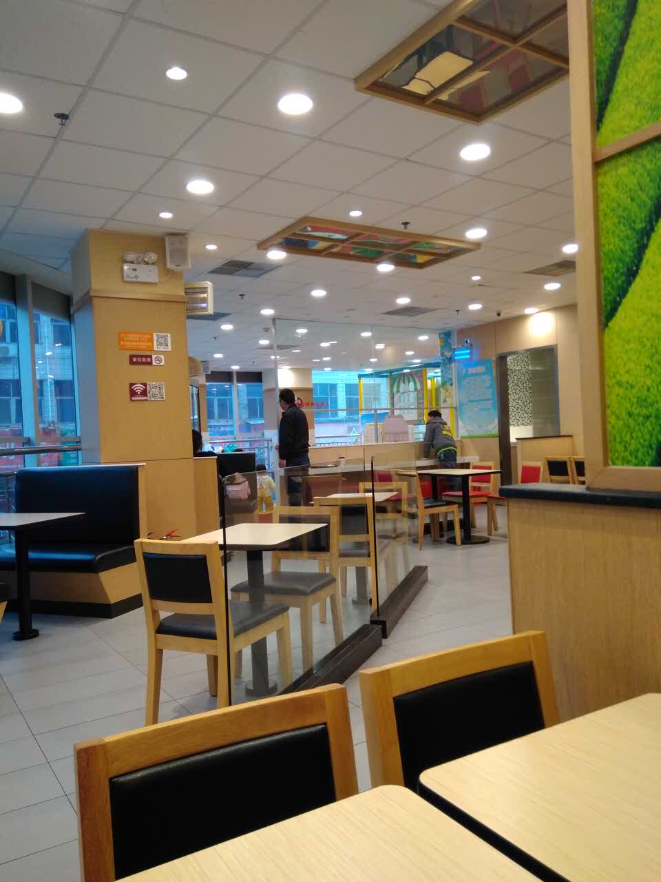 麦克思汉堡(汝阳店)