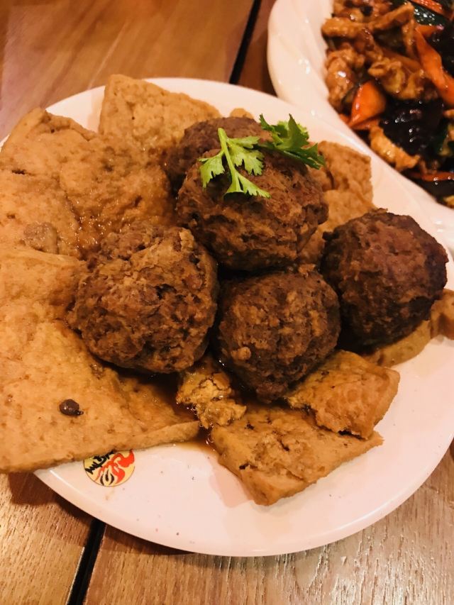 張飛扒肉(六道街店)