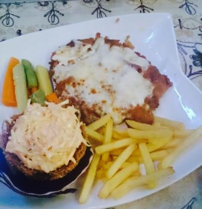 Golden Cake & Sweets Bakeries