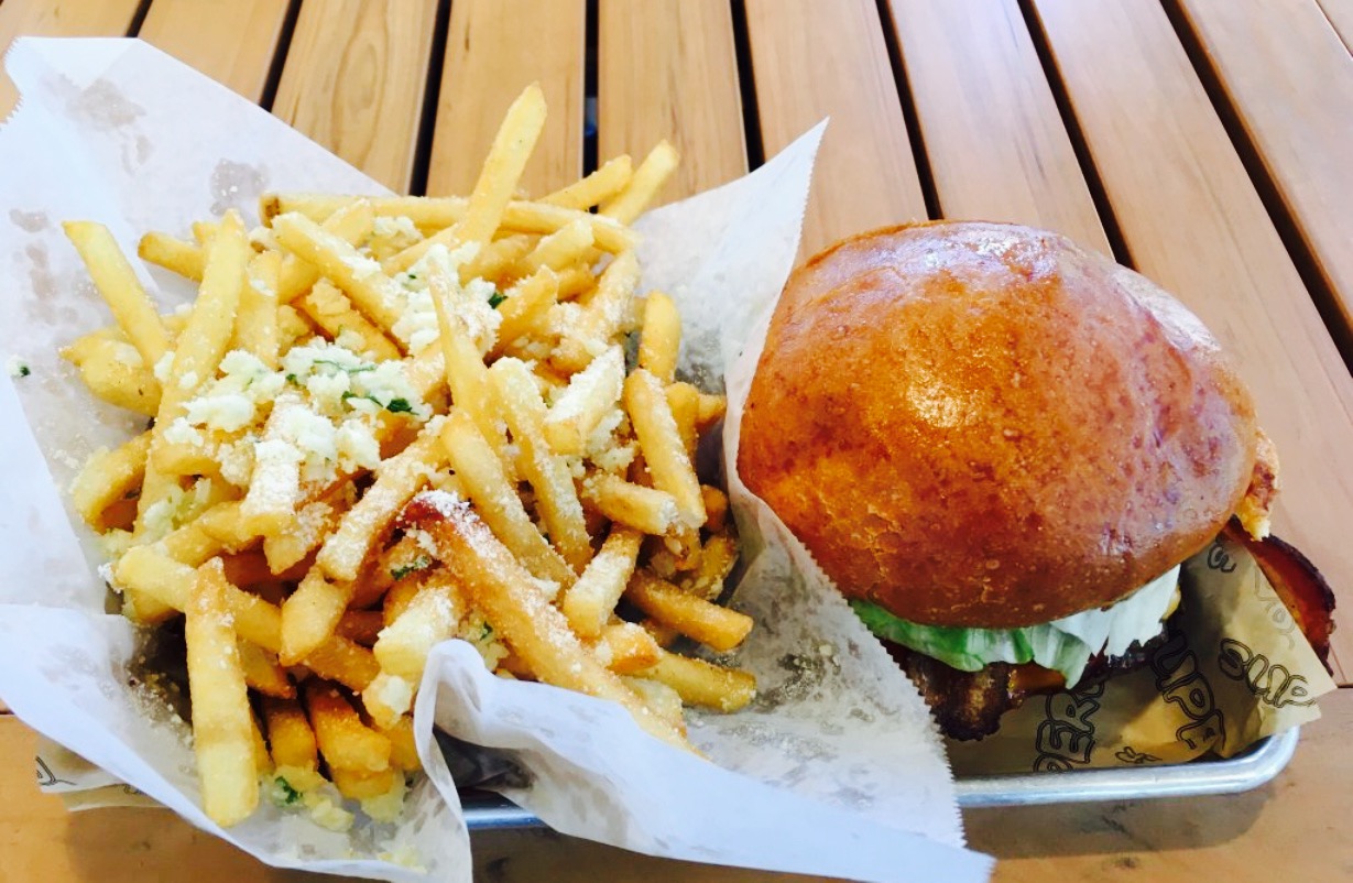 Windsor Superburger餐厅图片