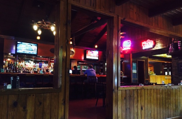 Hall's On The River Restaurant