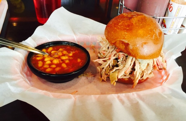 Big Hole BBQ餐厅图片